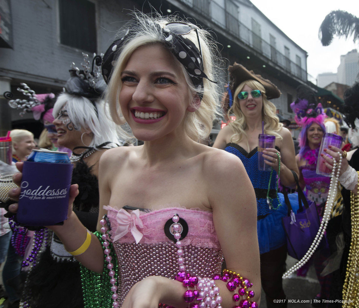 Walking krewes hit the French Quarter: See Mardi Gras photos